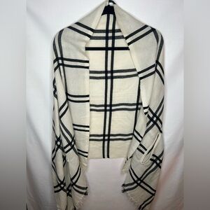 J Crew Womens Wrap Sweater white and black grid
